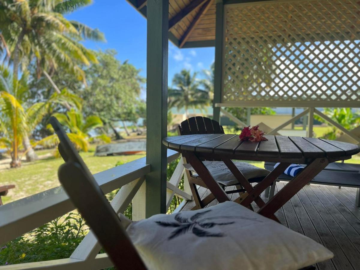 Paparei Beachfront Bungalows, Aitutaki Arutanga Bagian luar foto
