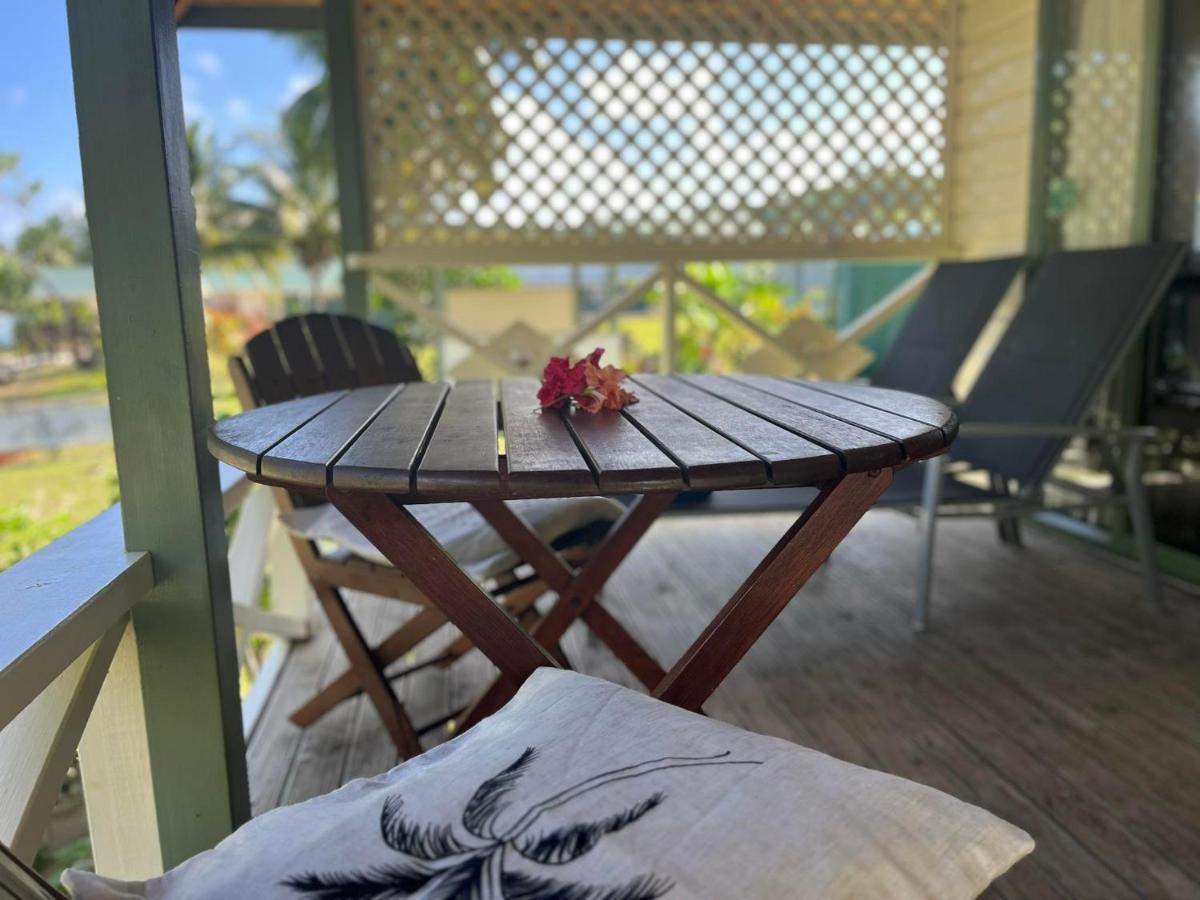 Paparei Beachfront Bungalows, Aitutaki Arutanga Bagian luar foto